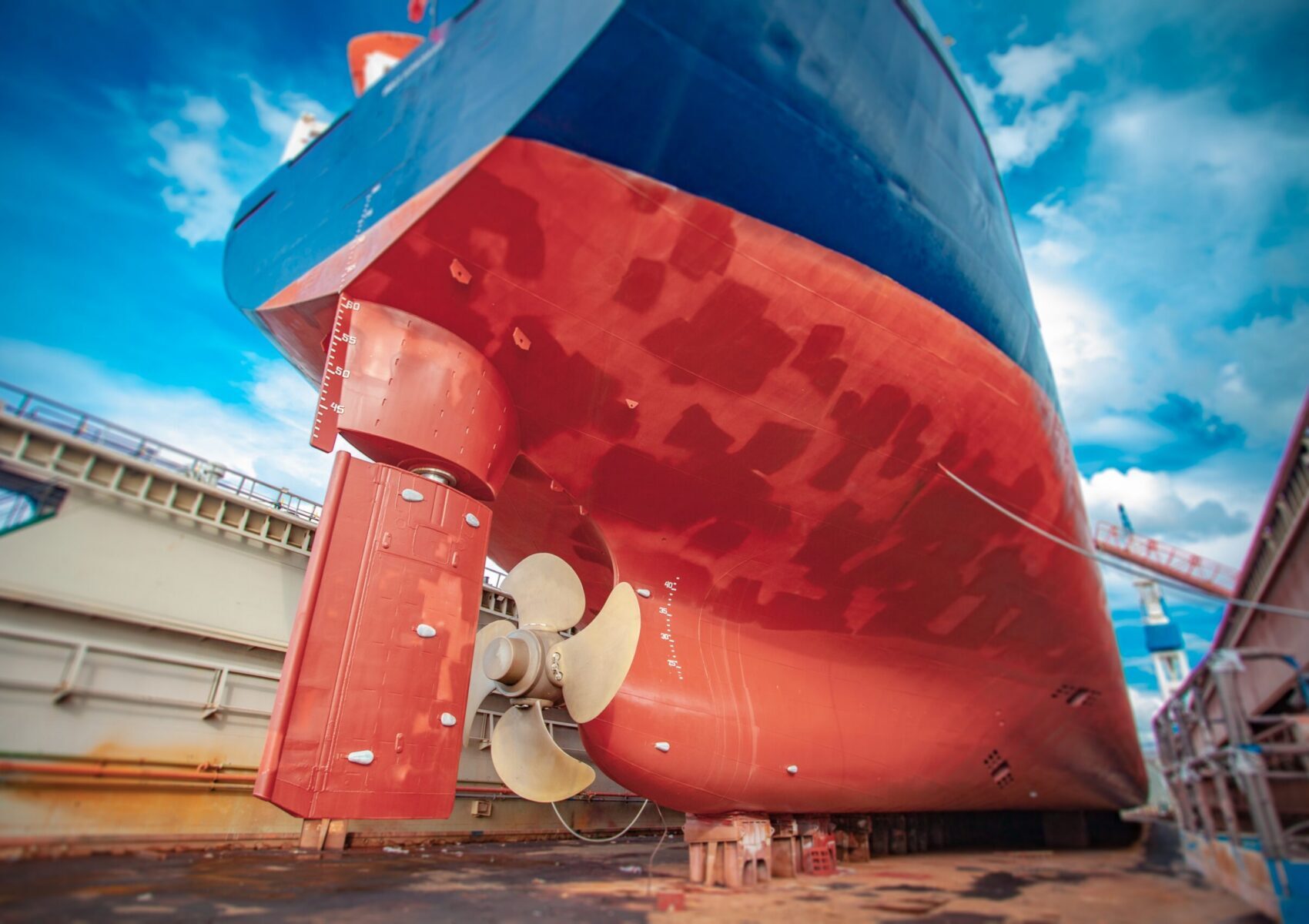 Preparing for Heavy Seas: Key Late-Summer Vessel Repairs to Beat the Autumn Storm Season